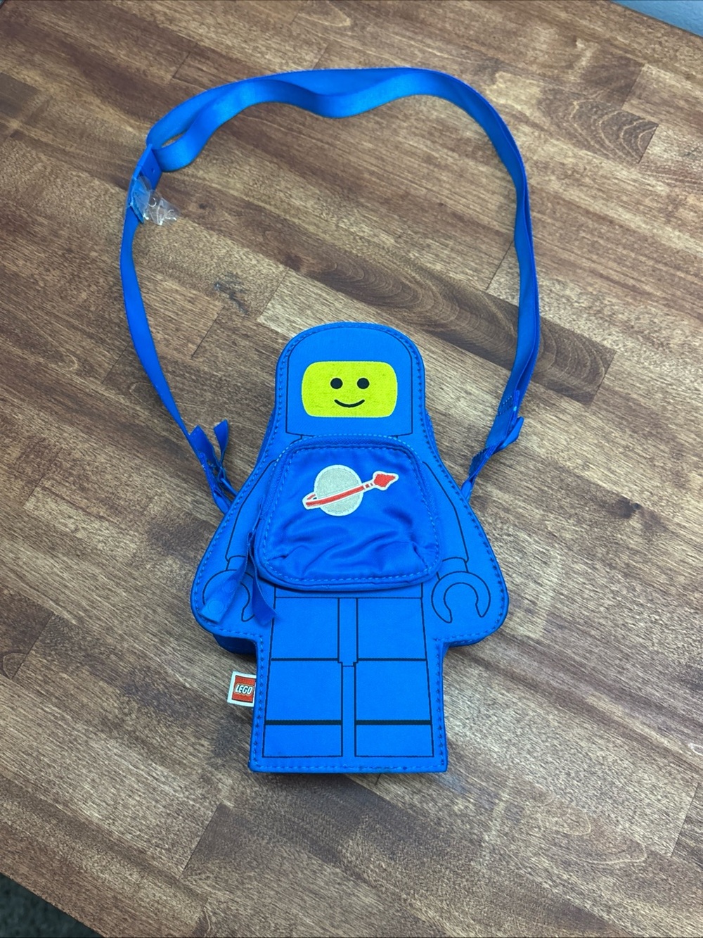 LEGO Minifigure Astronaut Crossbody Handbag - Blue LEGO x Target Collection - Picture 13 of 13